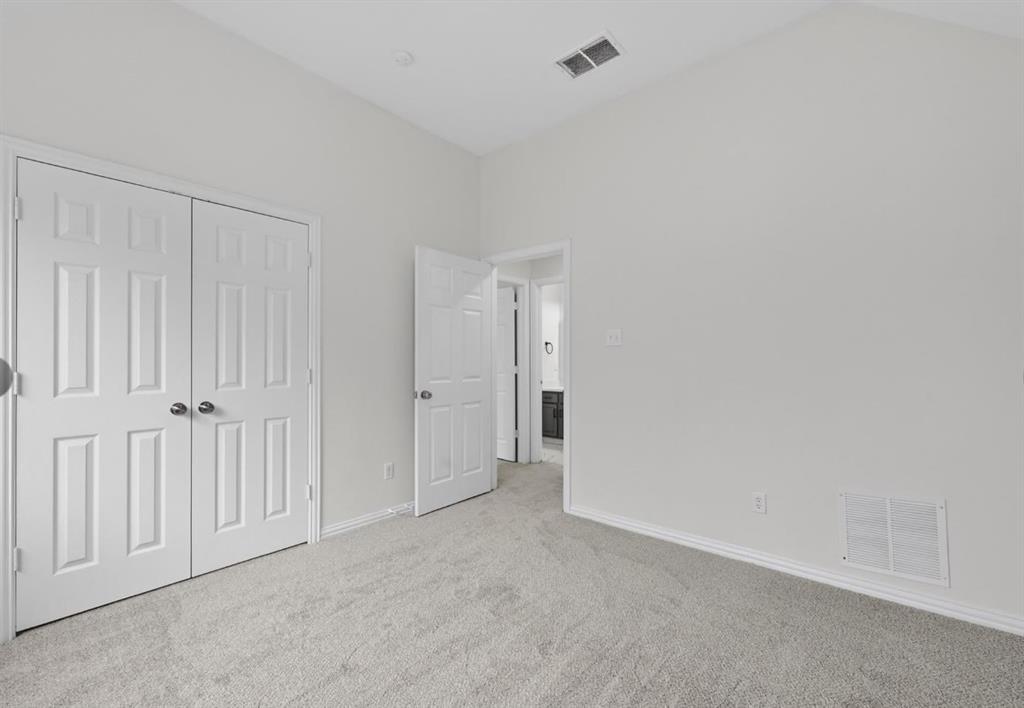 2717 Whispering Trail Property Photo 19