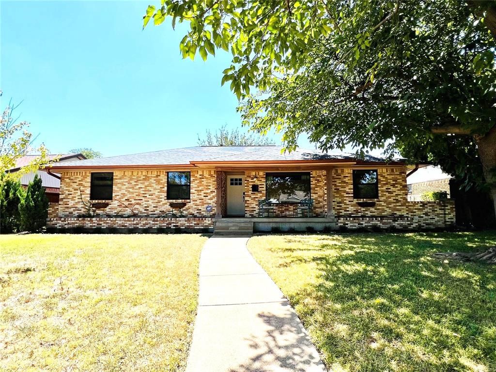 1540 Brook Valley Lane Property Photo 1
