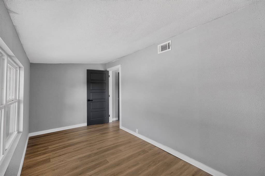 4107 Rockford Drive Property Photo 19