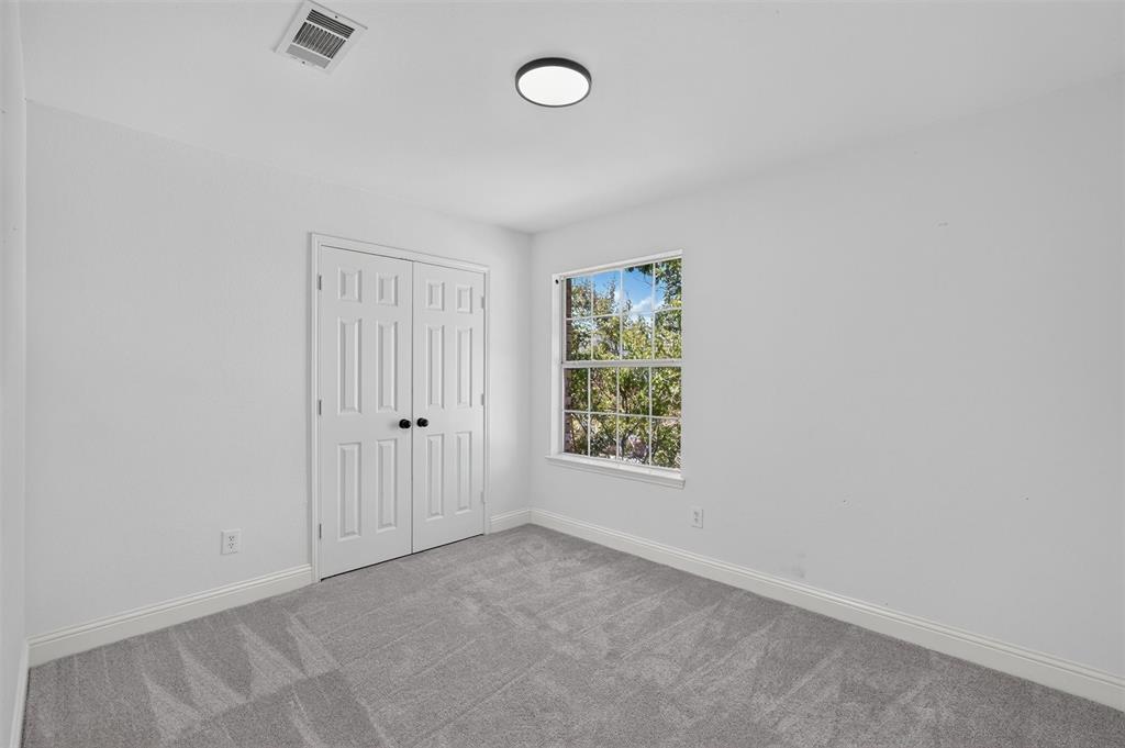 3402 Seabreeze Drive Property Photo 16