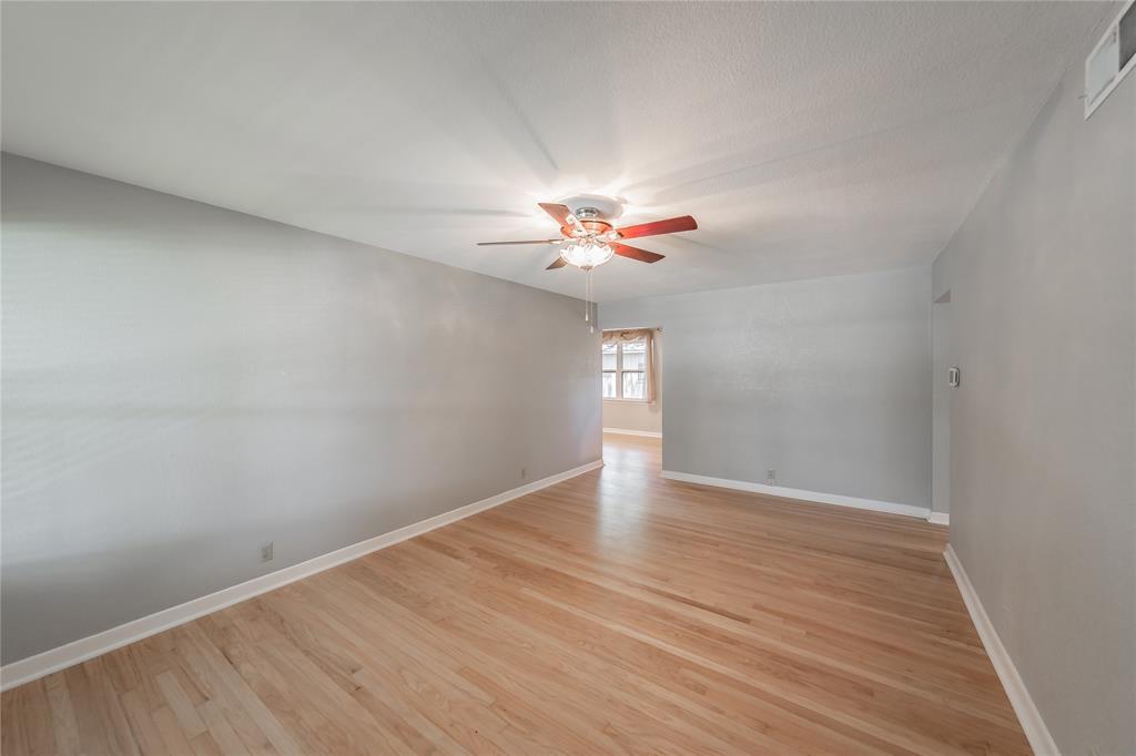 1233 Fair Oaks Drive Property Photo 6