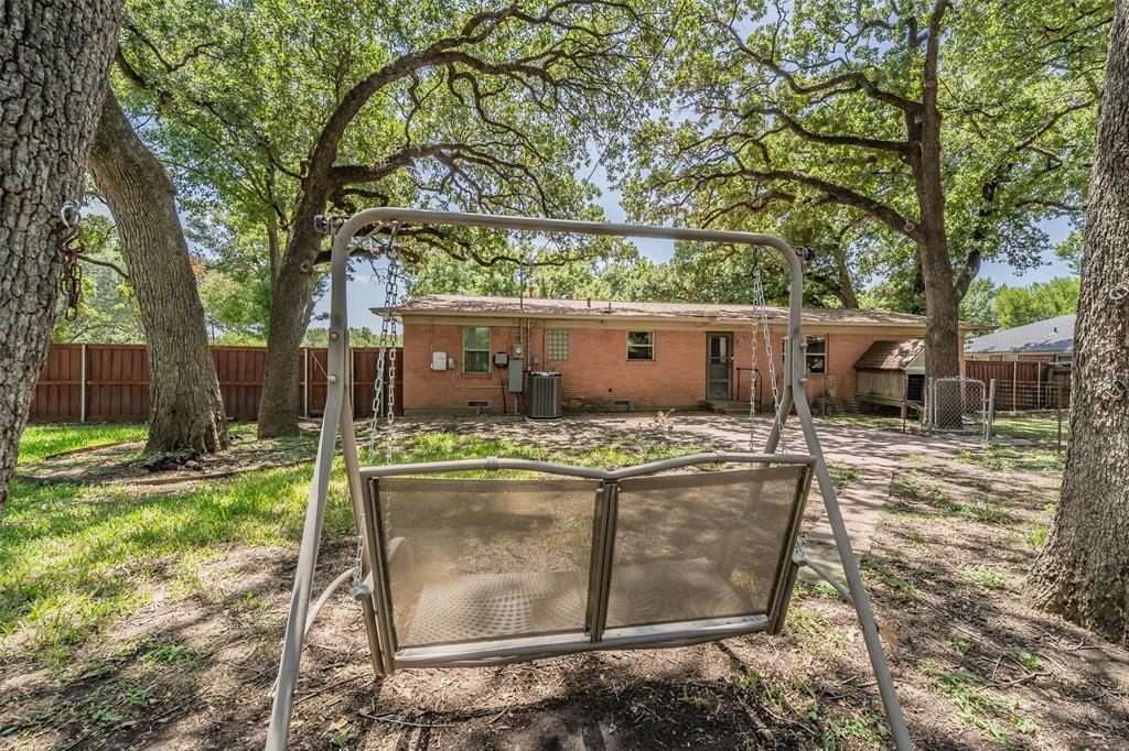 1233 Fair Oaks Drive Property Photo 32