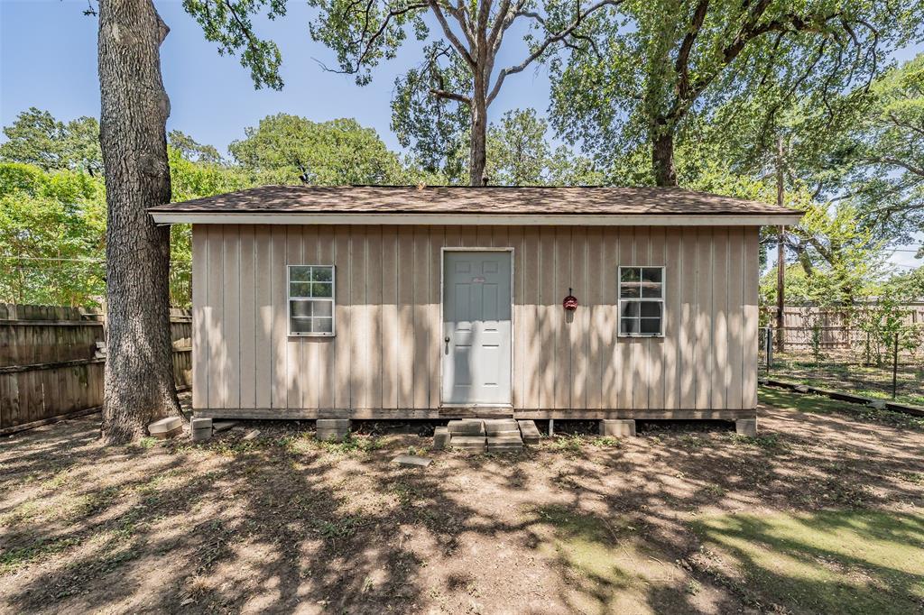 1233 Fair Oaks Drive Property Photo 38