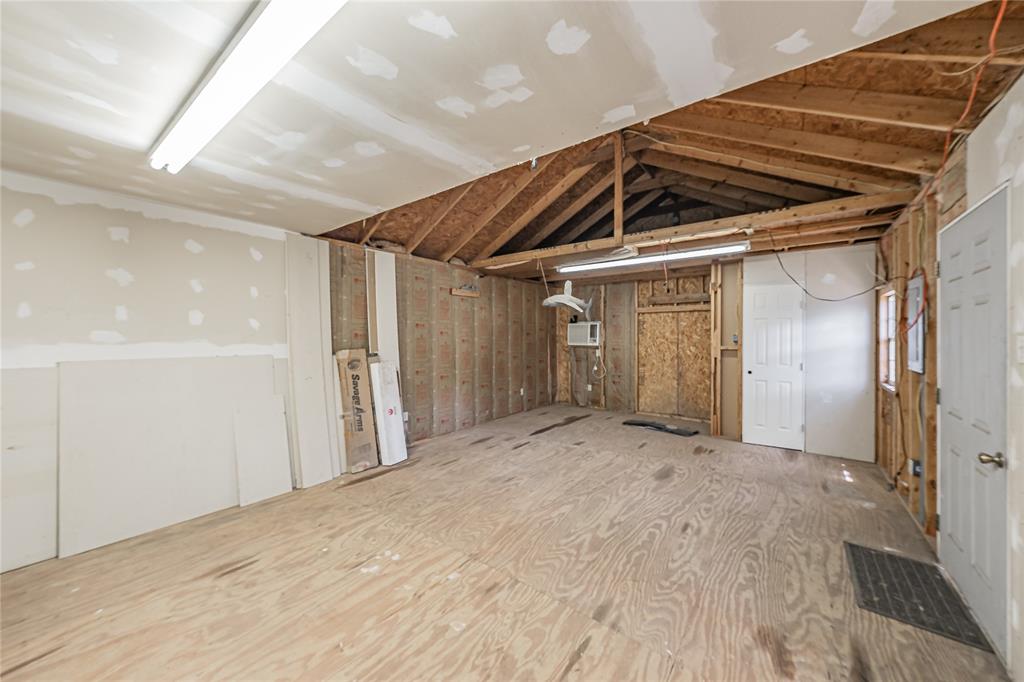 1233 Fair Oaks Drive Property Photo 39