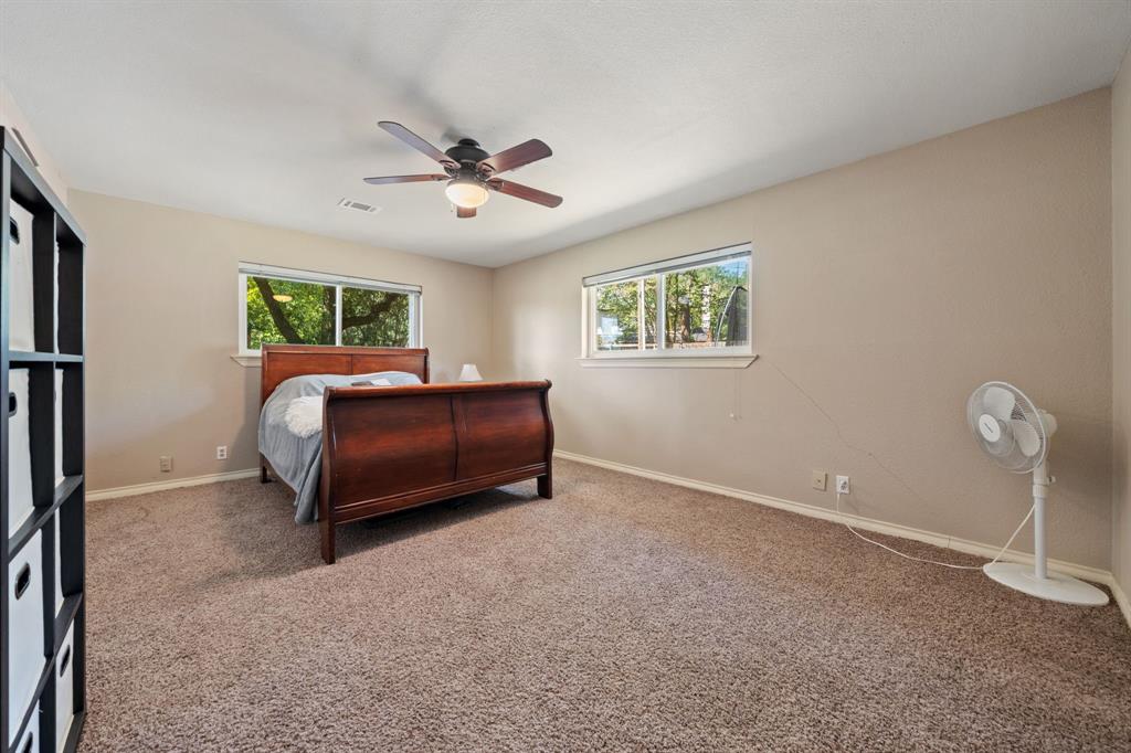 1507 Greenbrier Drive Property Photo 25