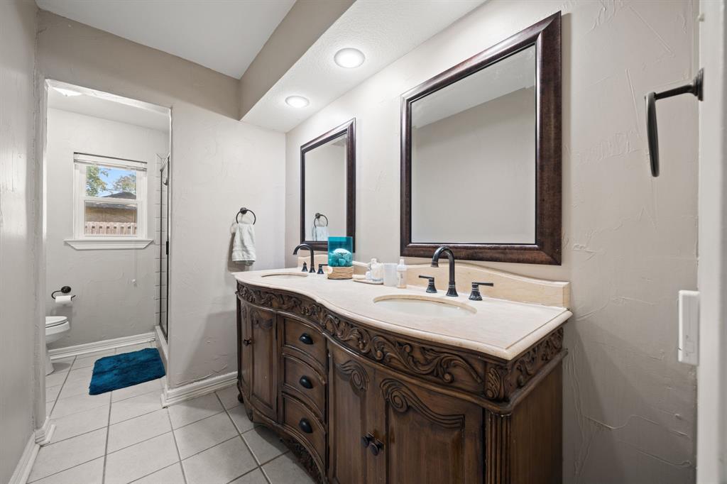 1507 Greenbrier Drive Property Photo 26