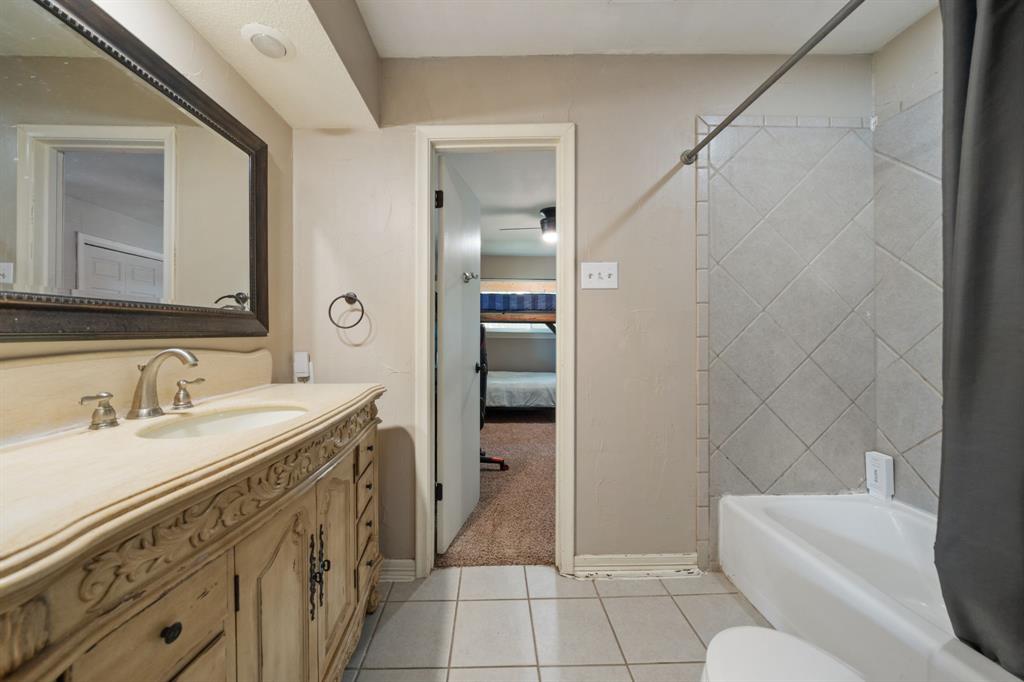 1507 Greenbrier Drive Property Photo 29