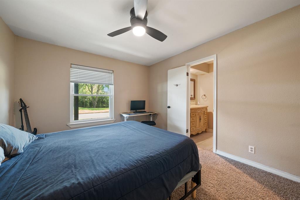 1507 Greenbrier Drive Property Photo 33