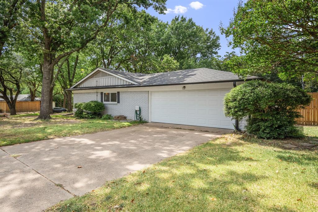 1507 Greenbrier Drive Property Photo 37