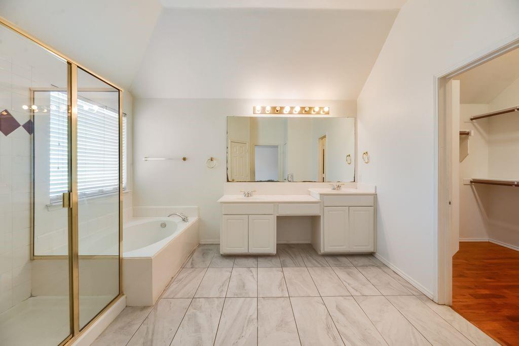 3913 Goose Creek Parkway Property Photo 22