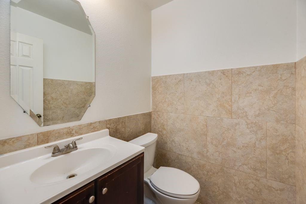 3913 Goose Creek Parkway Property Photo 33