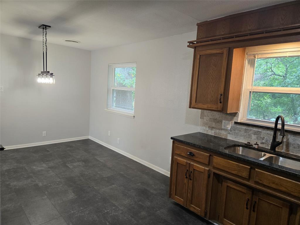 519 Forrest Lane Property Photo 4