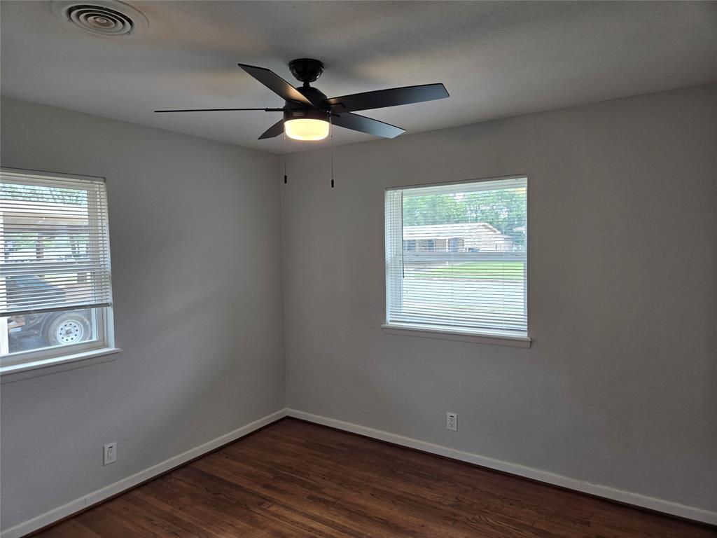 519 Forrest Lane Property Photo 6