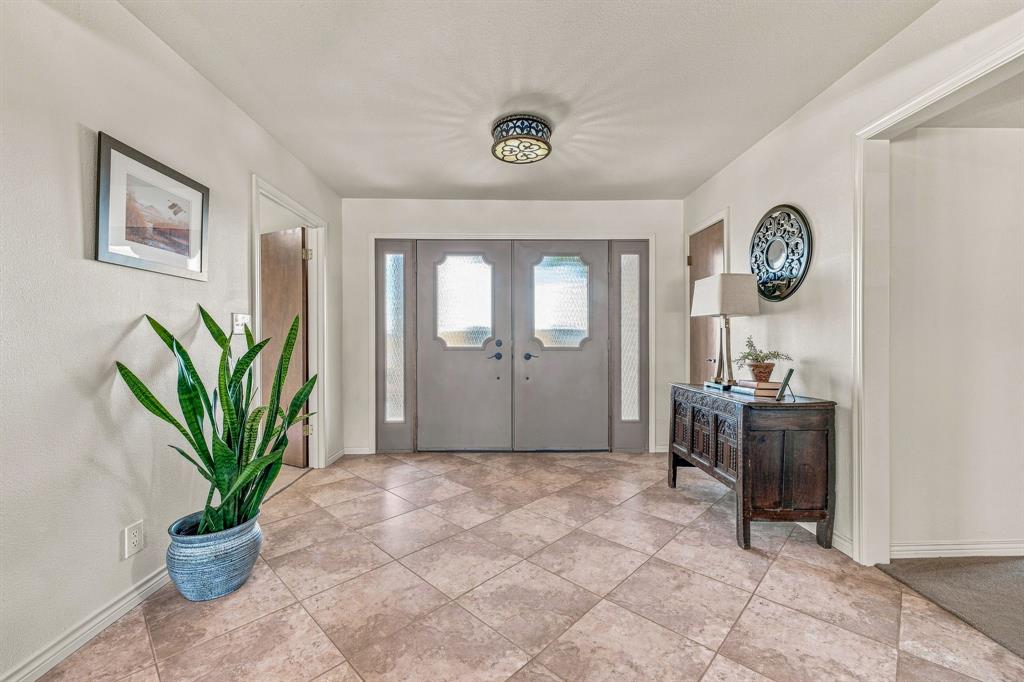 1070 Fm 3329 Property Photo 4