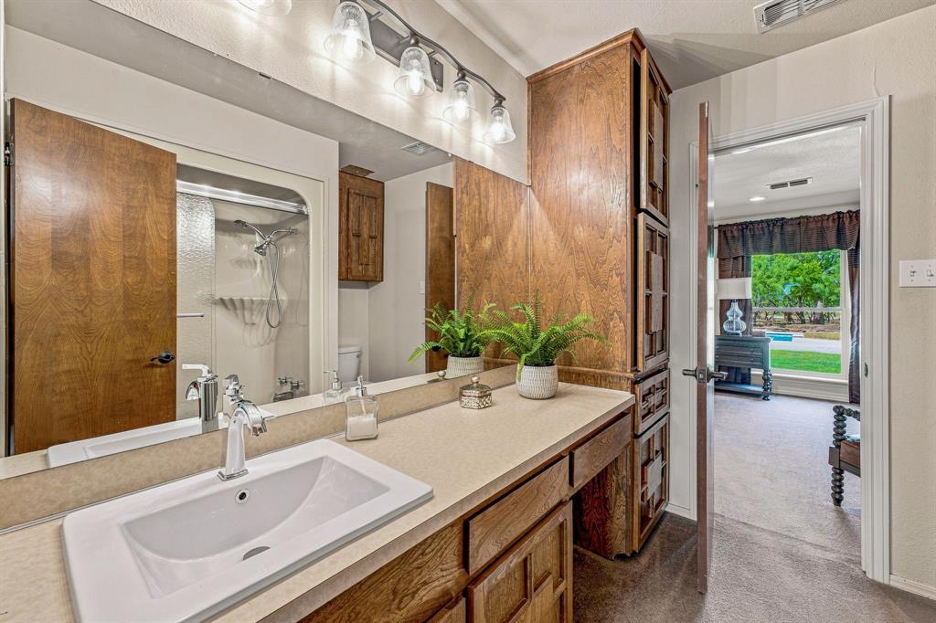 1070 Fm 3329 Property Photo 10