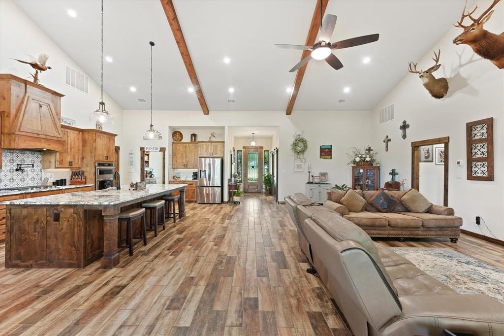 9861 Fm-66 Property Photo 11