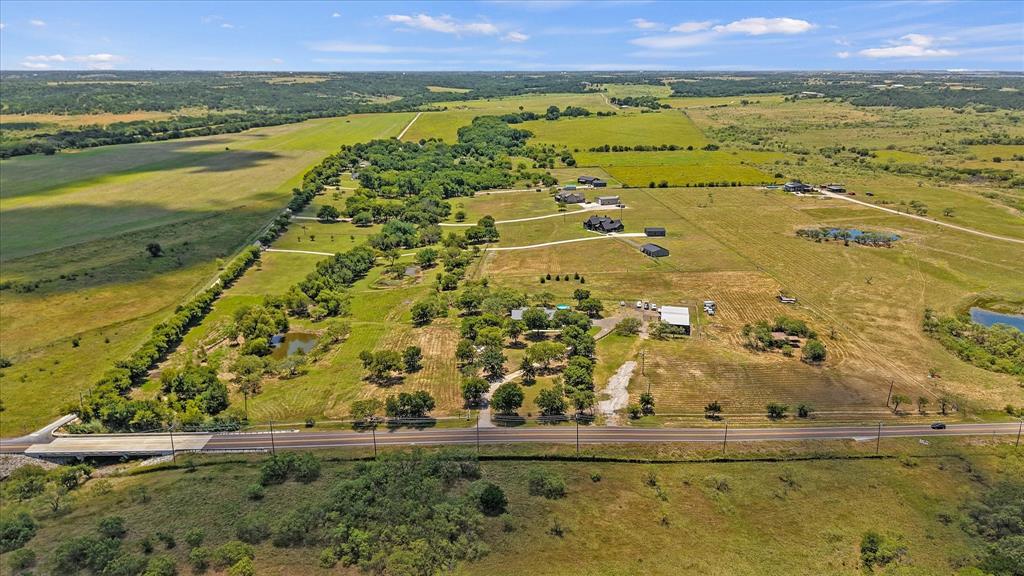 9861 Fm-66 Property Photo 32