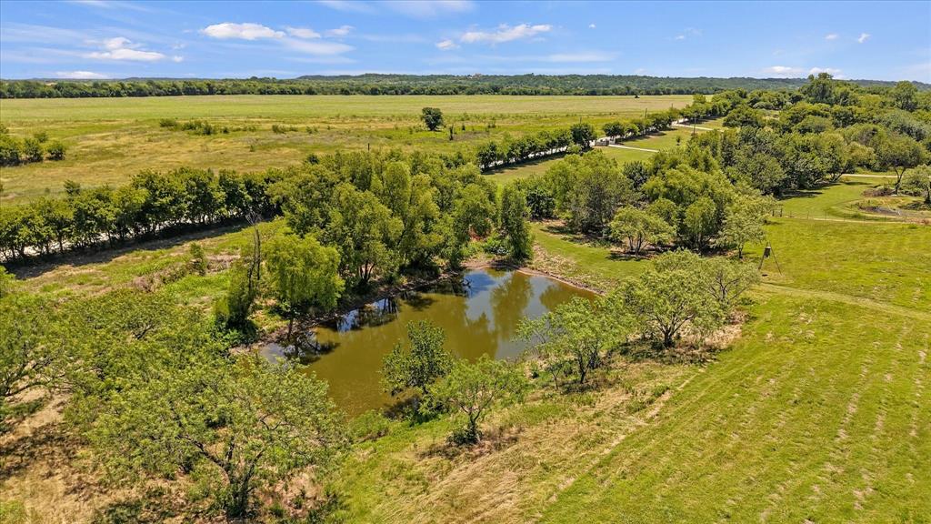 9861 Fm-66 Property Photo 35