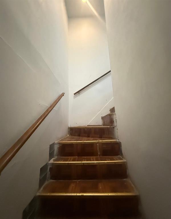 4111 De Lee Street Property Photo 7
