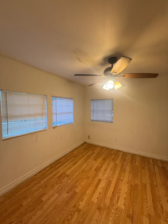 4111 De Lee Street Property Photo 8