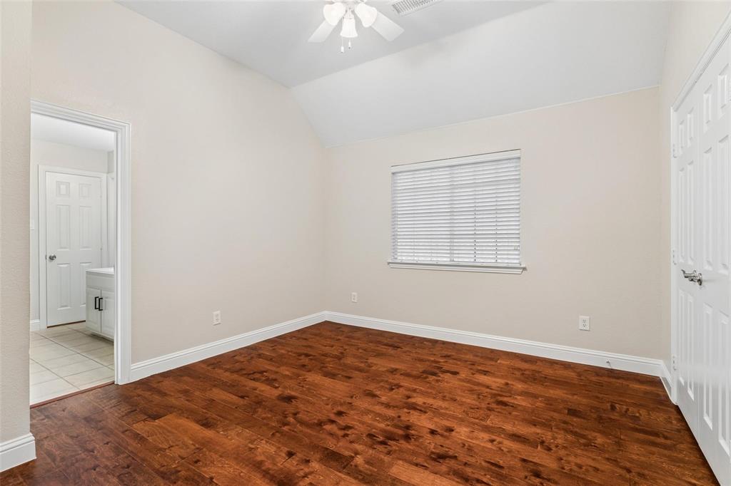 5912 Crestberry Lane Property Photo 29