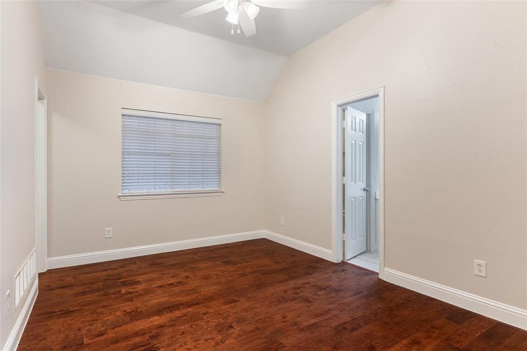 5912 Crestberry Lane Property Photo 31