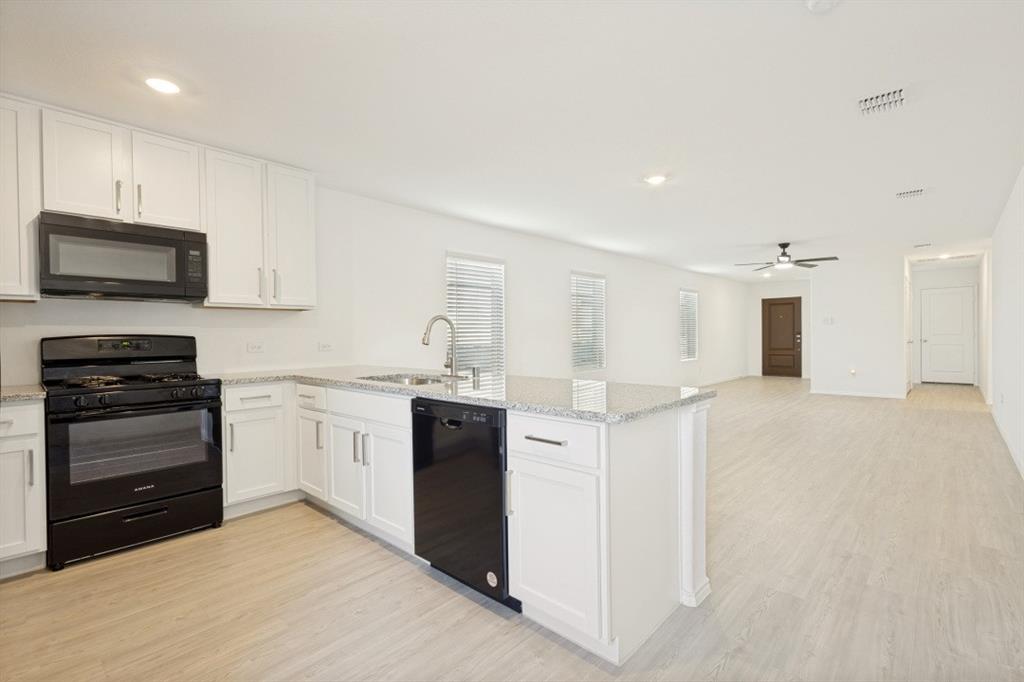 3037 Ashbrook Lane Property Photo 13