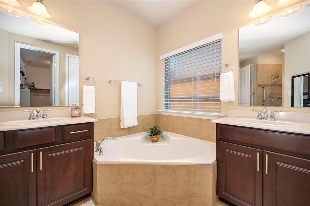 1133 Bentley Drive Property Photo 18