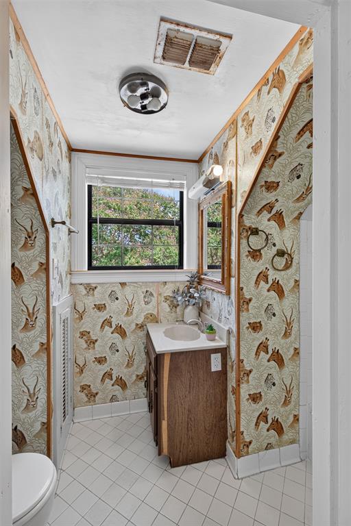 551 Broadmoor Boulevard Property Photo 23