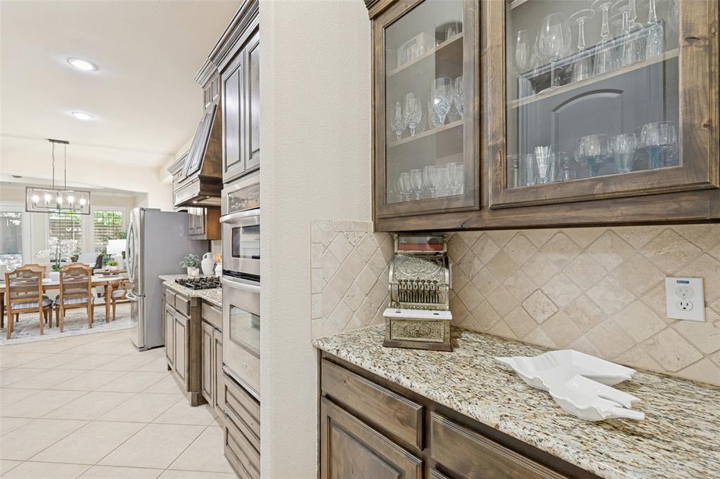 2980 Hollowbrook Lane Property Photo 9