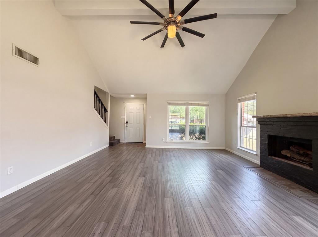2831 Red Oak Drive Property Photo 7