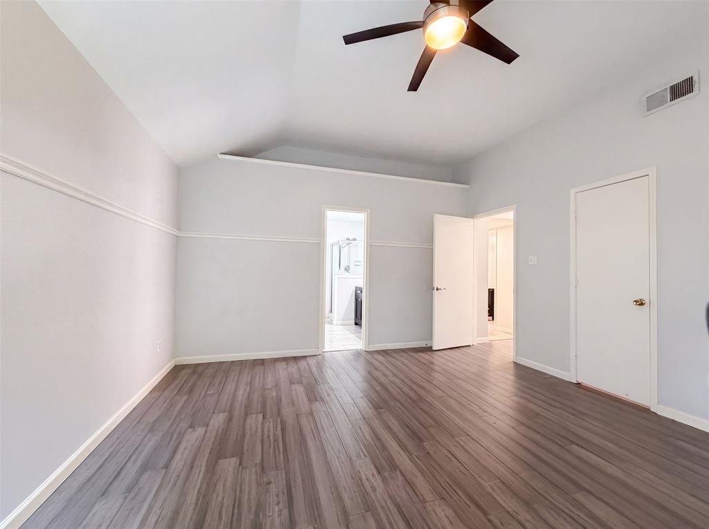 2831 Red Oak Drive Property Photo 9