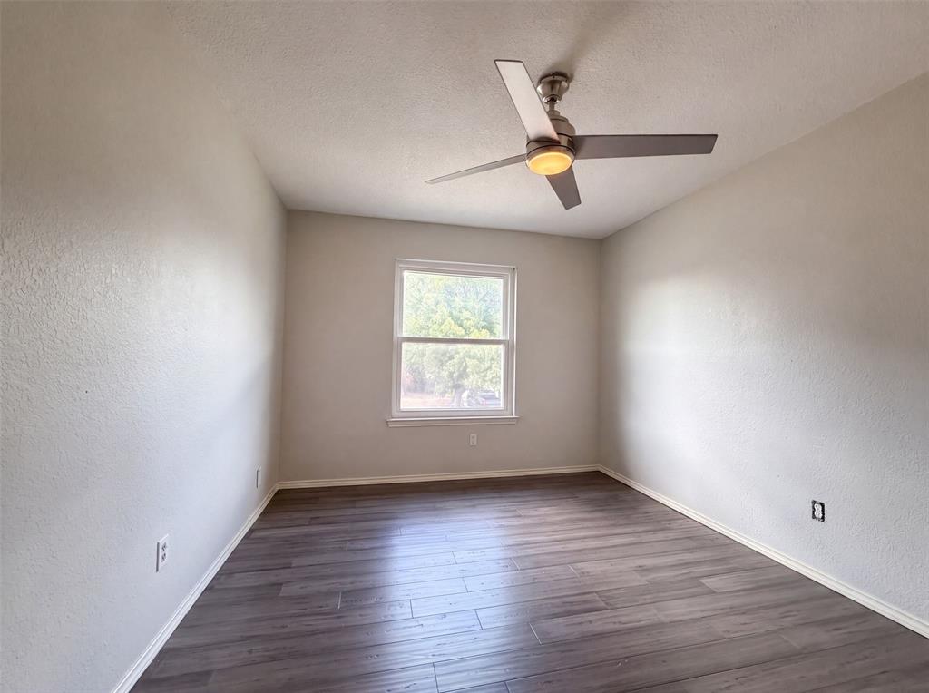 2831 Red Oak Drive Property Photo 13