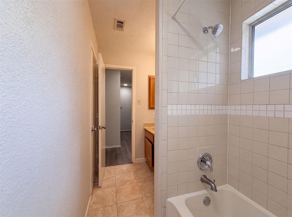 2831 Red Oak Drive Property Photo 17