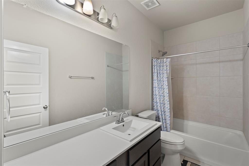 1819 Lone Lynx Way Property Photo 25
