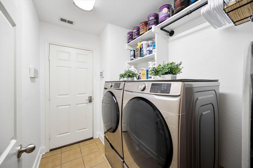 809 Cauble Drive Property Photo 8