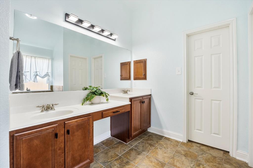 809 Cauble Drive Property Photo 22