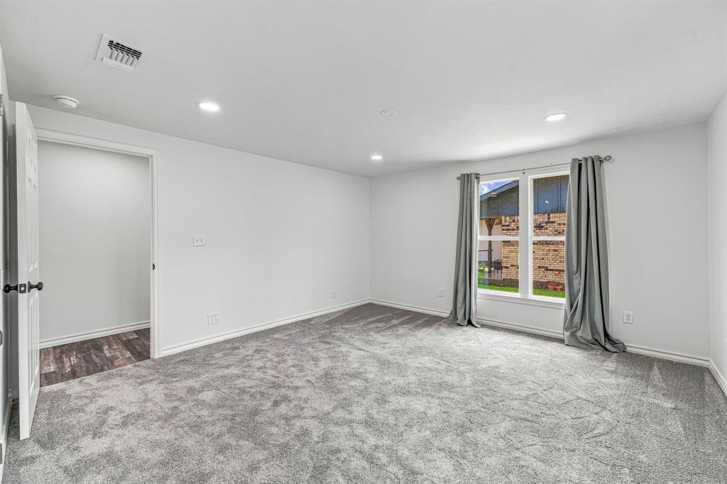 828 Indiana Street Property Photo 18