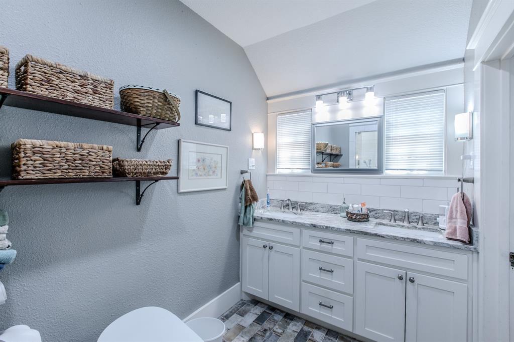 2512 Austin Avenue Property Photo 16