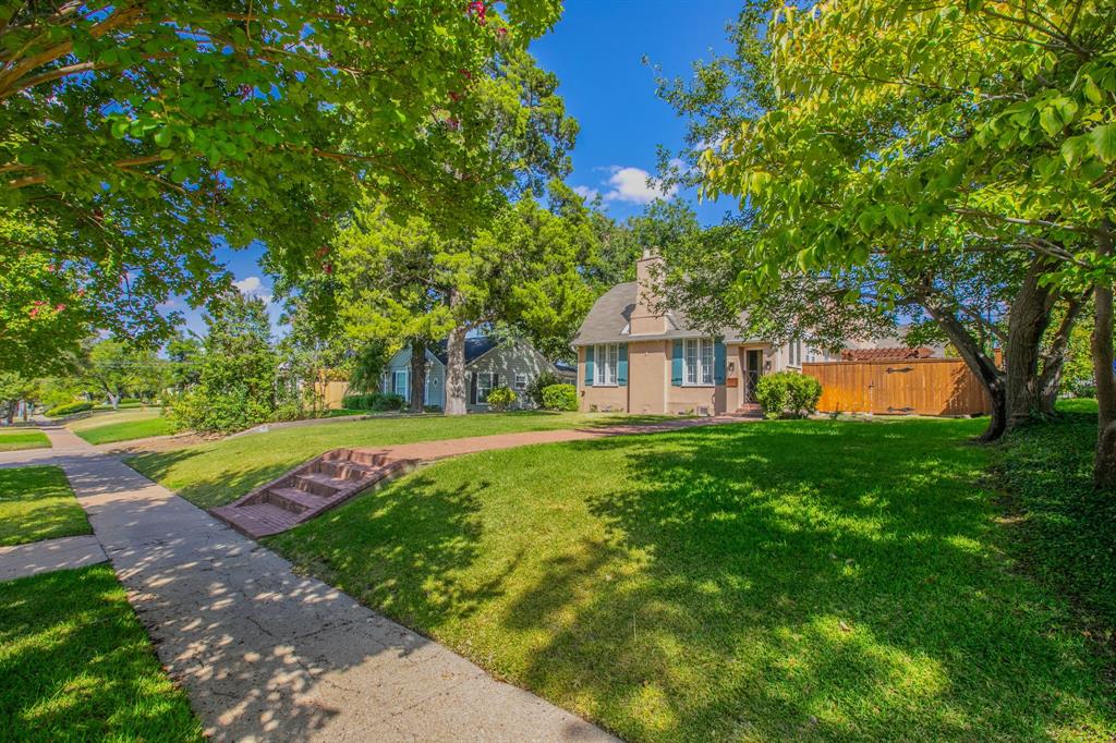 2512 Austin Avenue Property Photo 33