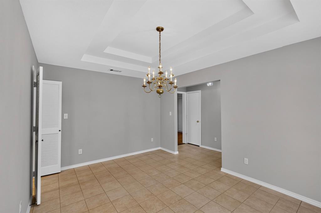 4431 Silverthorn Drive Property Photo 9