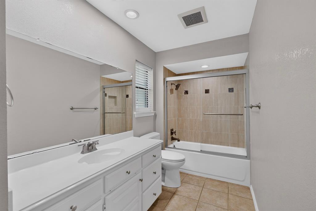 4431 Silverthorn Drive Property Photo 24