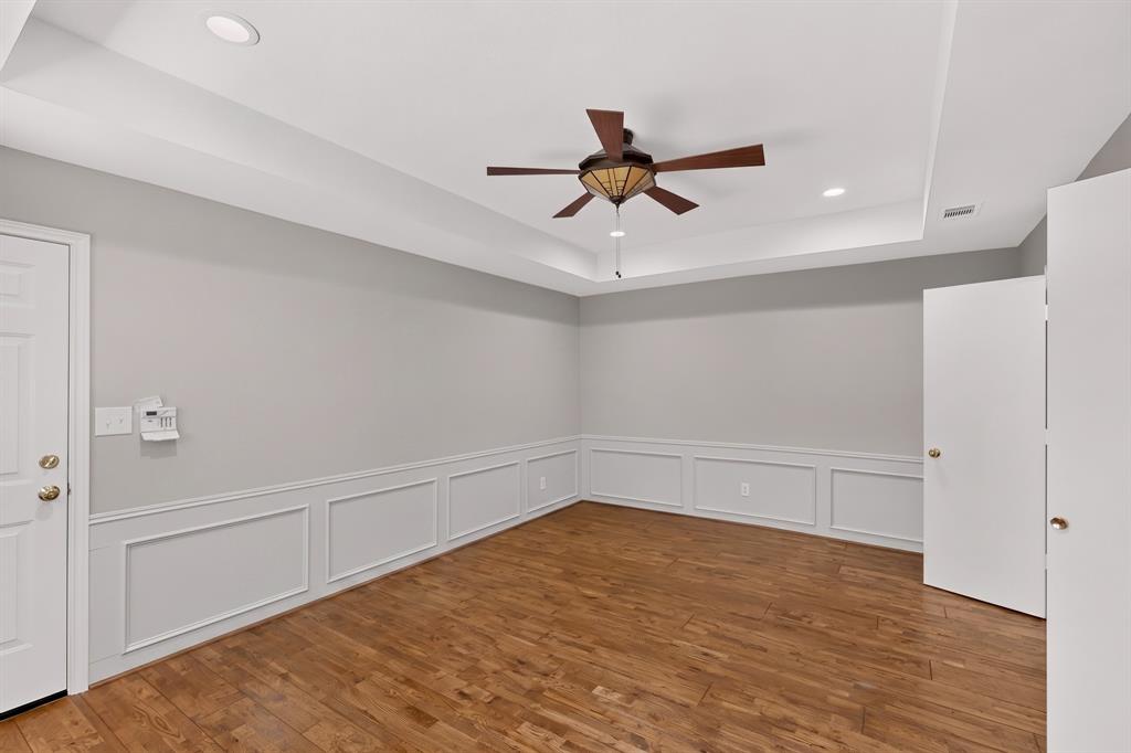 4431 Silverthorn Drive Property Photo 30