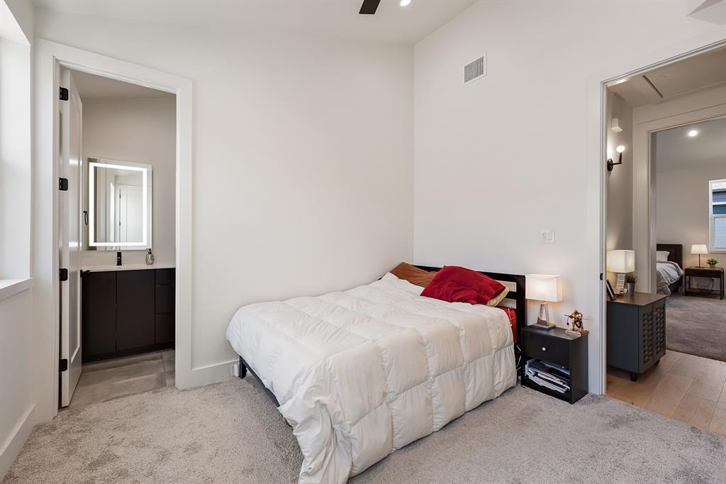 1141 N Madison Avenue 105 Property Photo 21