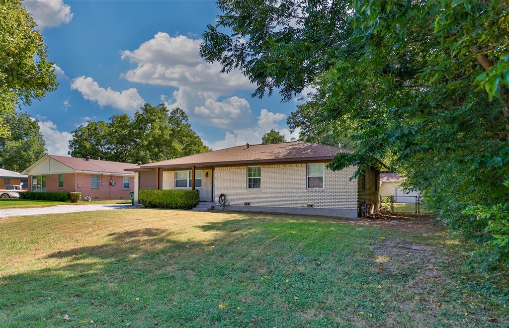 1634 Old Denton Road