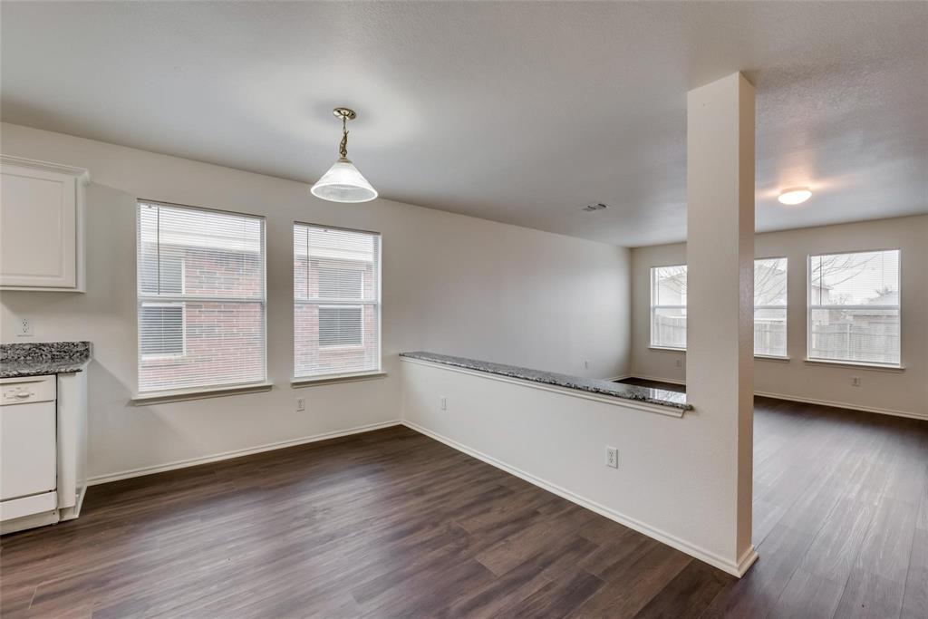2946 Midbury Drive Property Photo 10