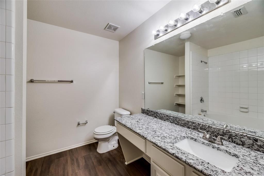 2946 Midbury Drive Property Photo 14