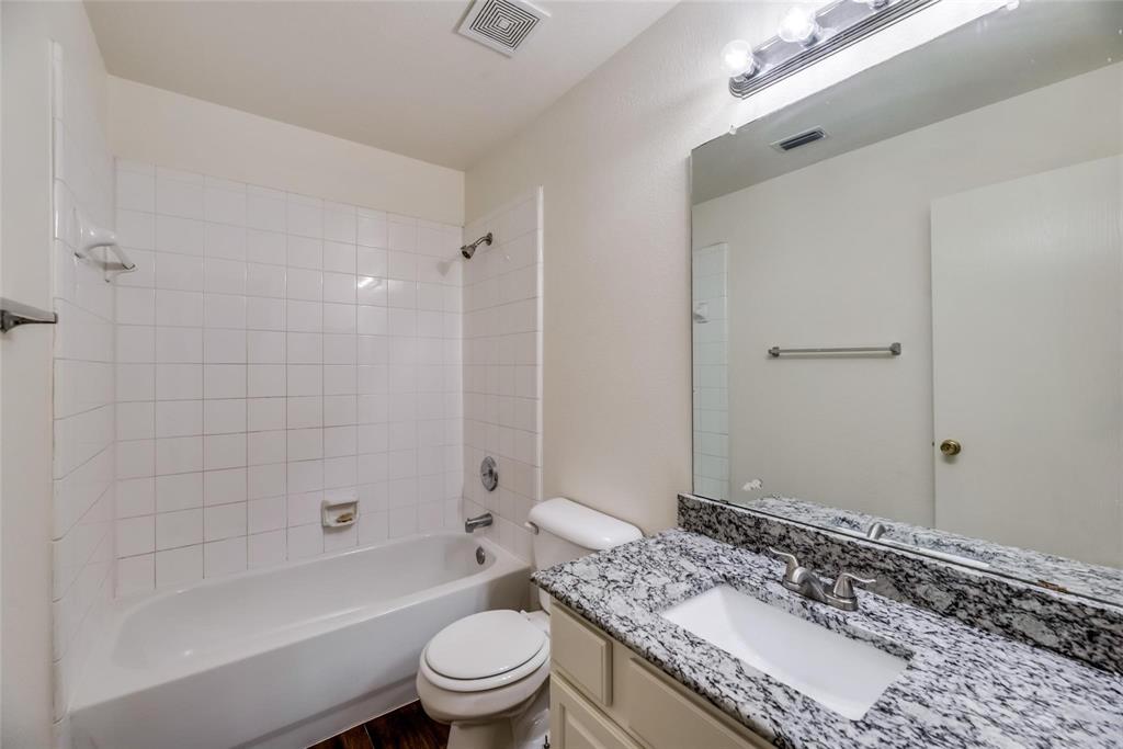2946 Midbury Drive Property Photo 17