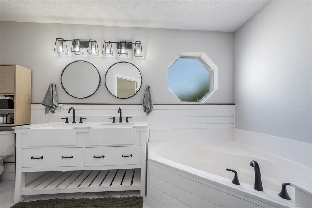 6560 Meadow Ridge Circle Property Photo 17