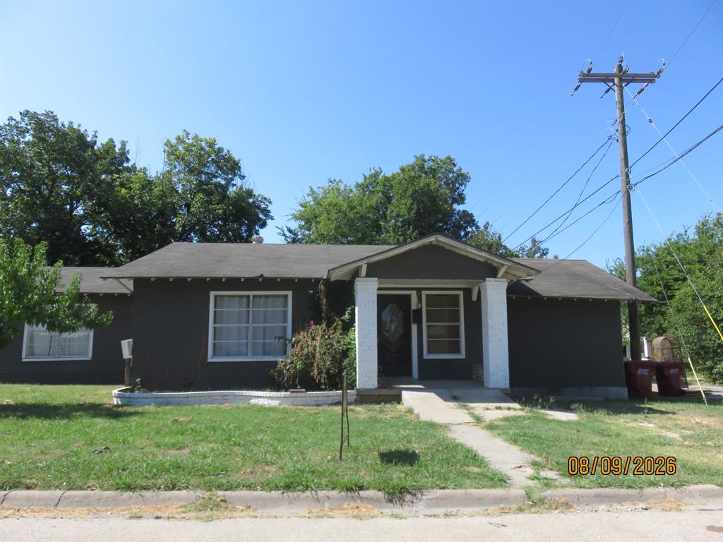 315 Maple Street Property Photo 1